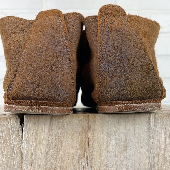 Vintage Shoe Company Distressed Brown Soft Leather Lace Up Ankle Booties 9 - Picture 6 of 16